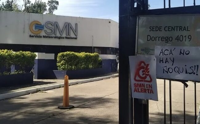 “Apagón informativo”: paro en el Servicio Meteorológico por despidos masivos.