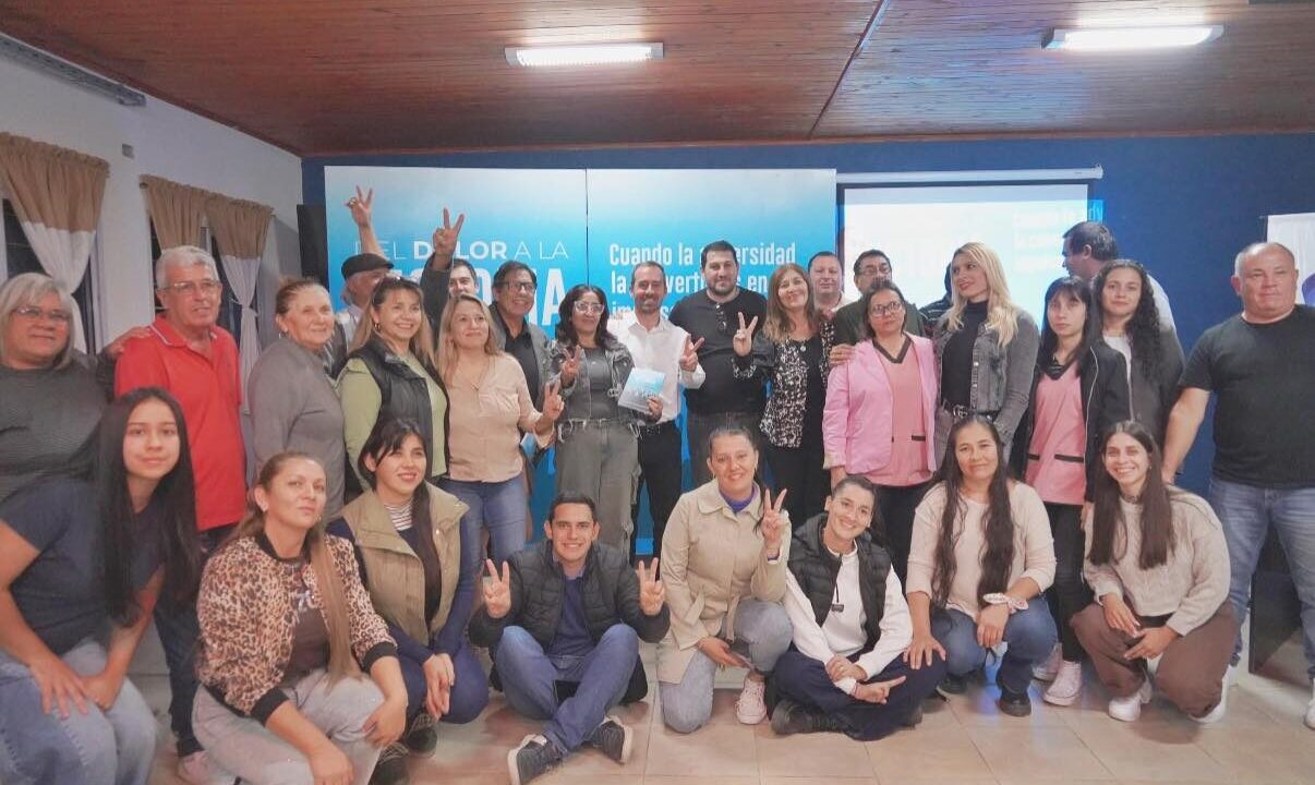 Presentaron en Las Garcitas el libro de Javier Martínez en una jornada de reflexión política y social