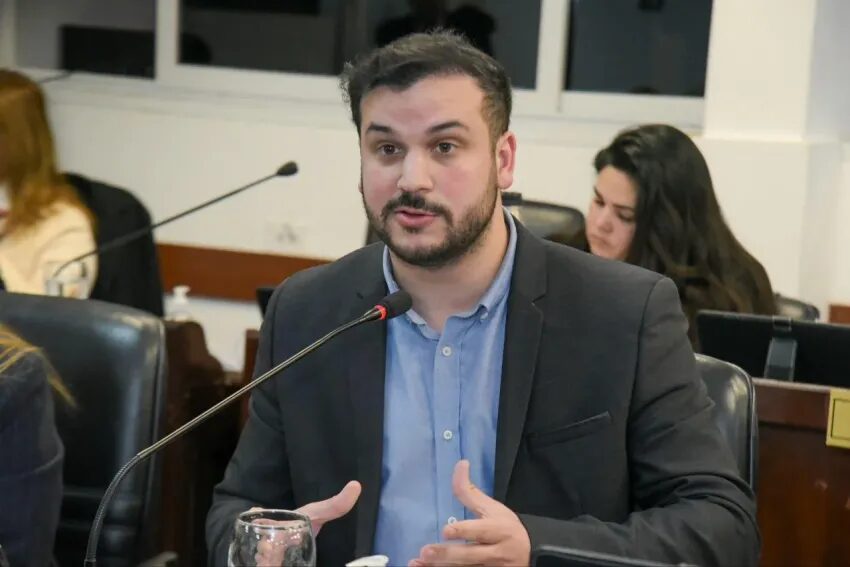 Sin consenso para eliminarlas, el oficialismo propone suspender las PASO en Chaco para 2027