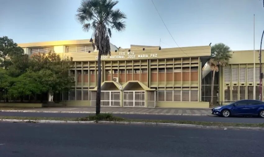 Preocupación en colegios: el Colegio Nacional de Resistencia dispuso asistir sin mochilas tras amenazas de tiroteos en escuelas del Chaco