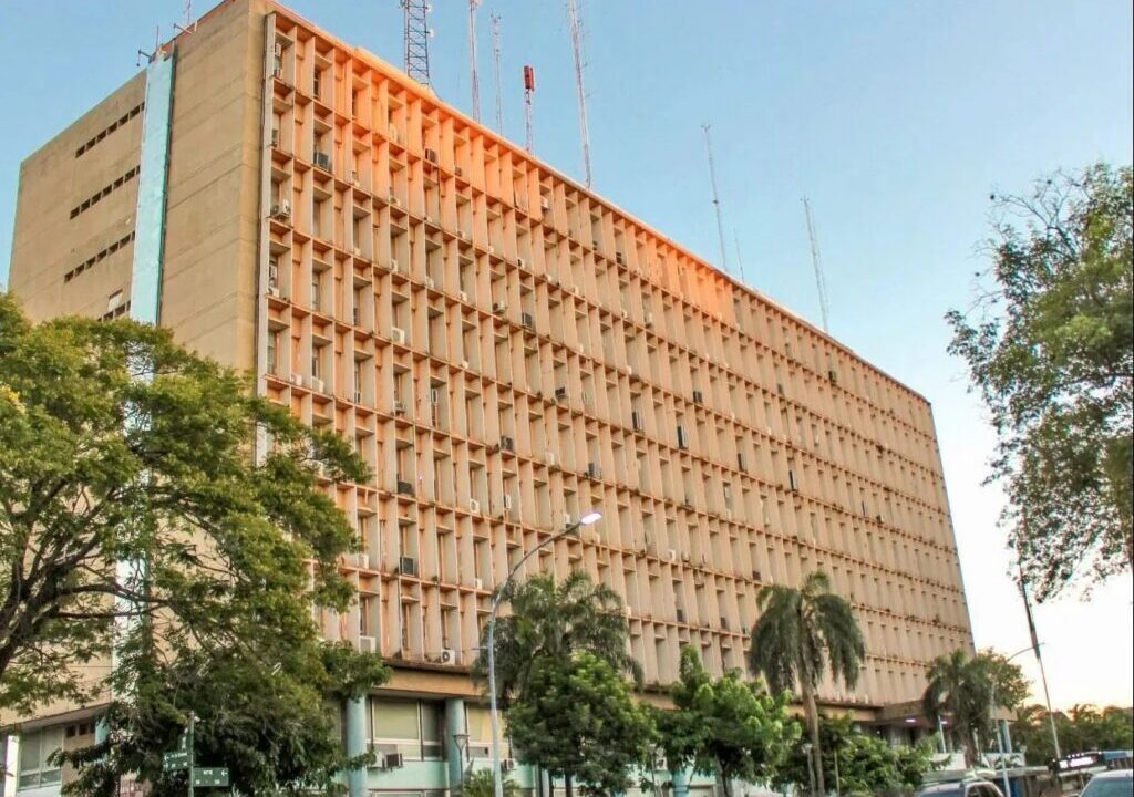 El Gobierno prorrogó el retiro voluntario hasta el 31 de agosto: quiénes podrán acceder al beneficio