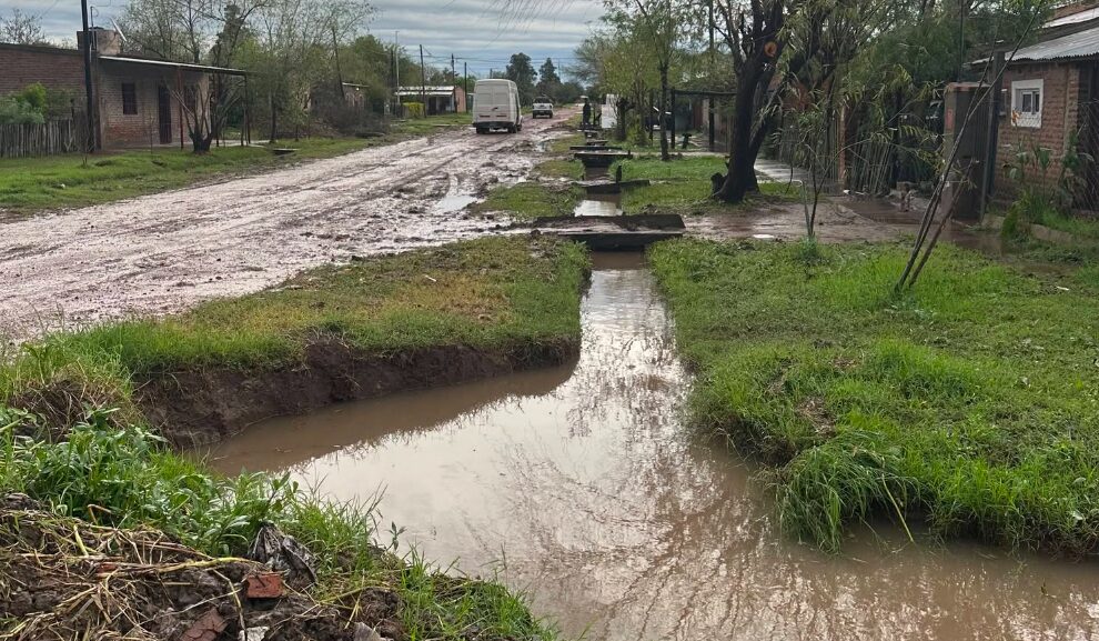 Capitán Solari destacó el trabajo preventivo en desagües tras las intensas lluvias