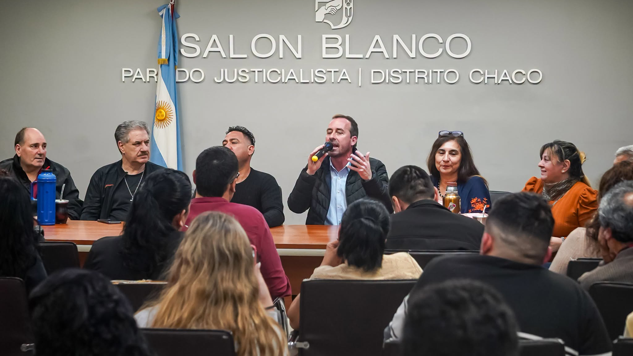 Javier Martínez encabezó un encuentro con militantes en el PJ Chaco